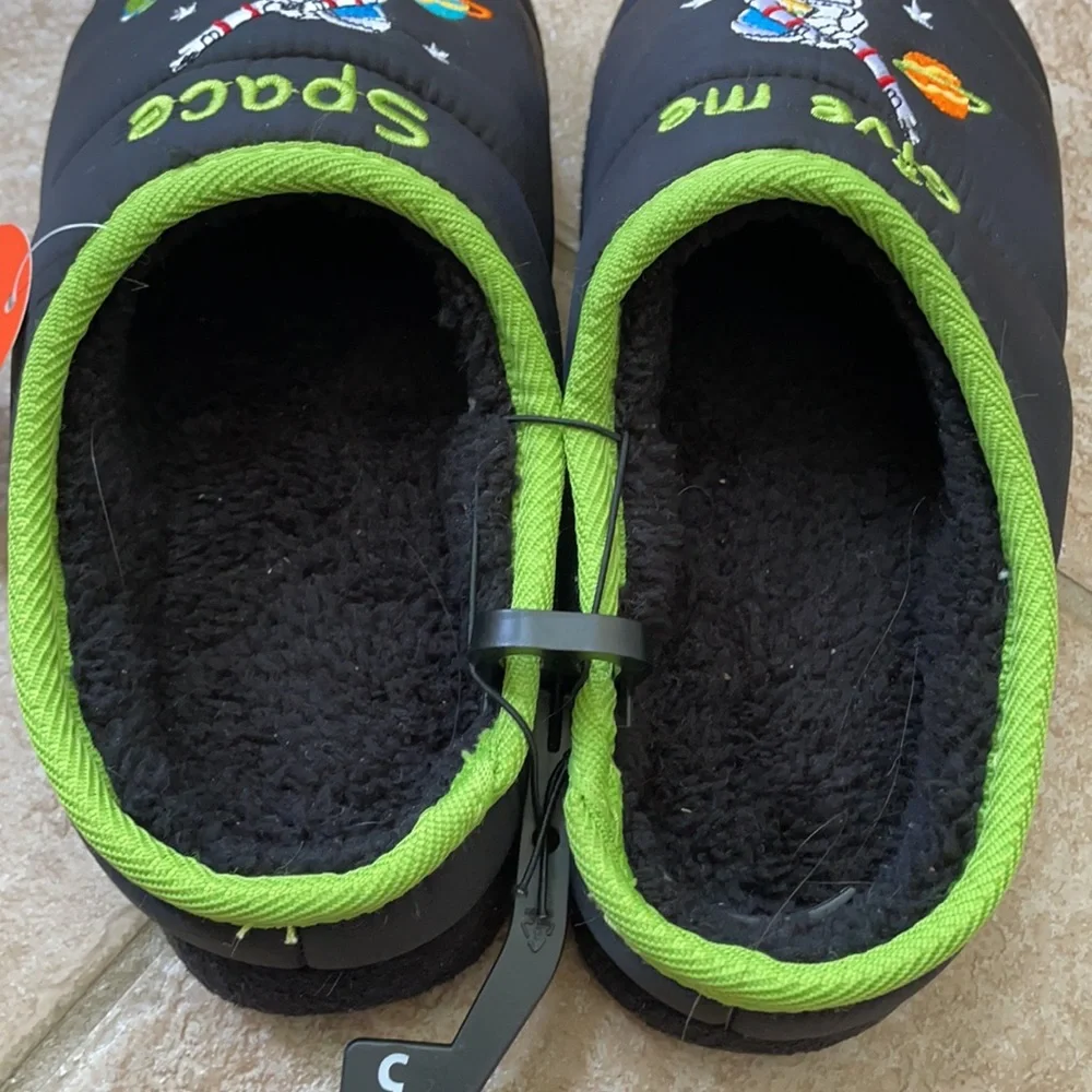 wonder nation Boys Astronaut Space Slippers